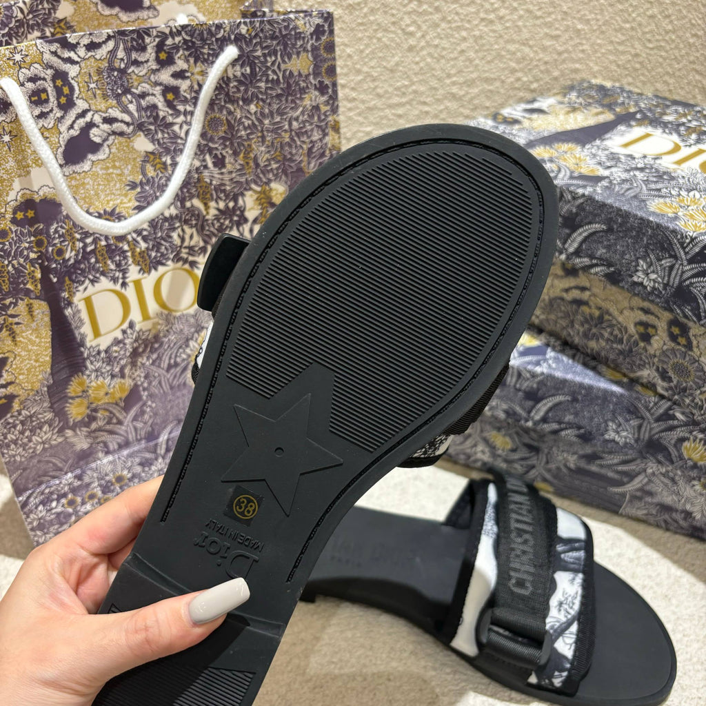Z1ZD17 Popular slippers