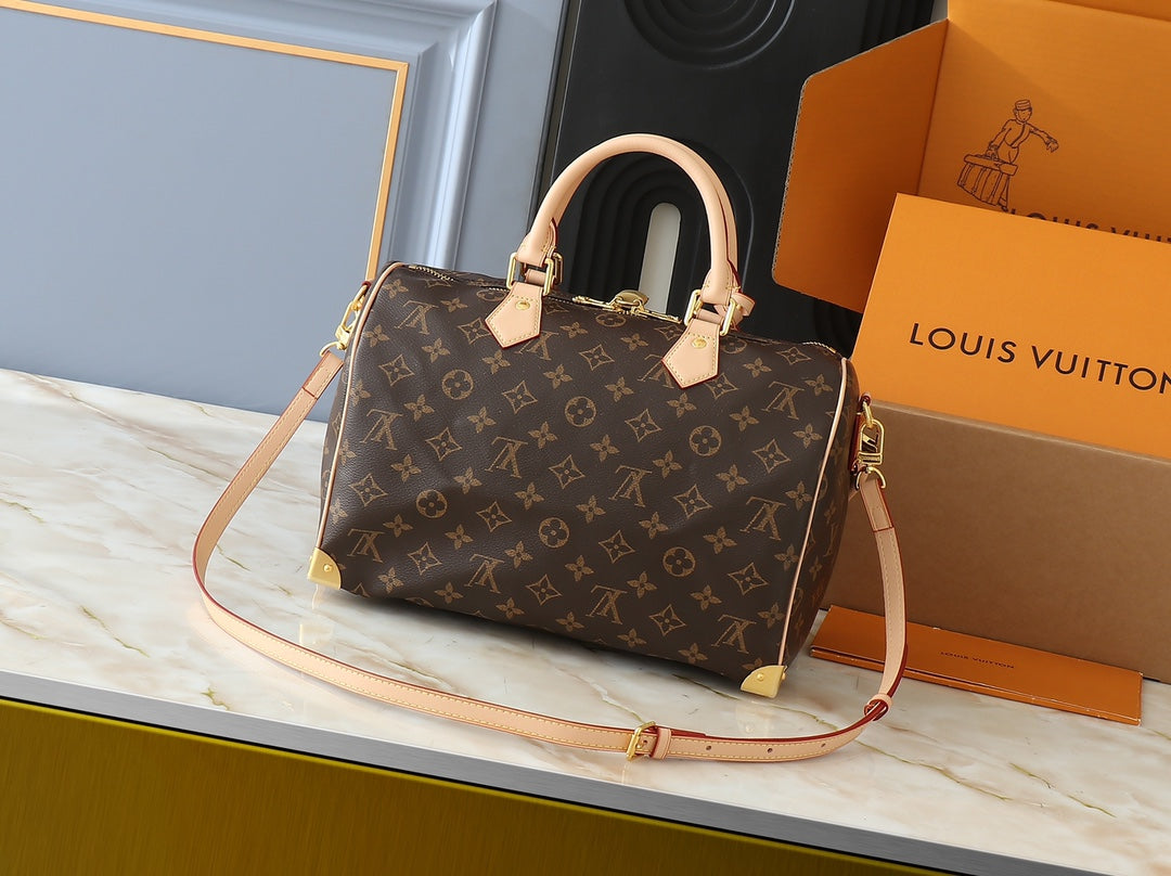 B1W25E87 Popular  leather bag