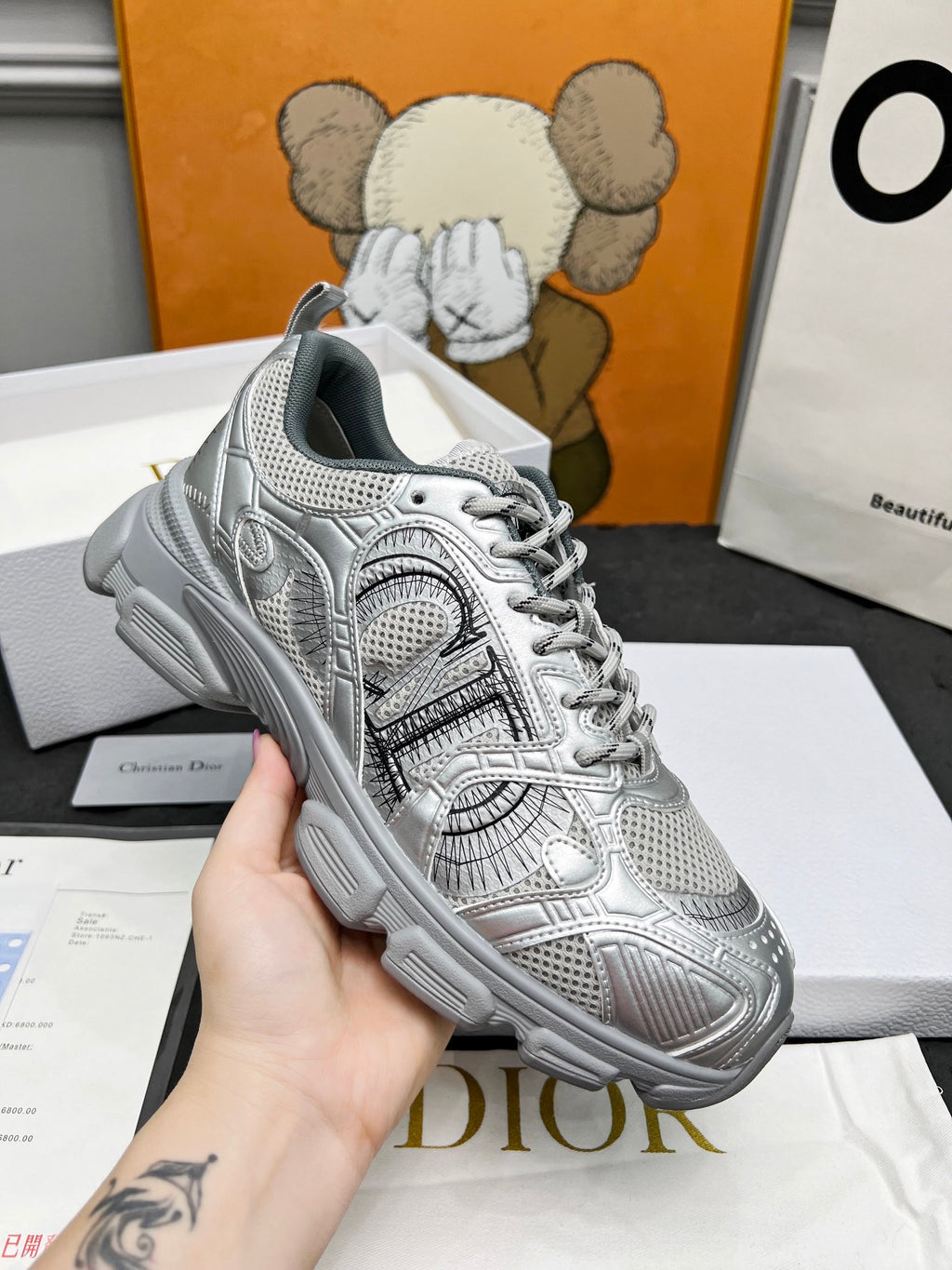 Z2Q105D311 Popular high-quality Shoes