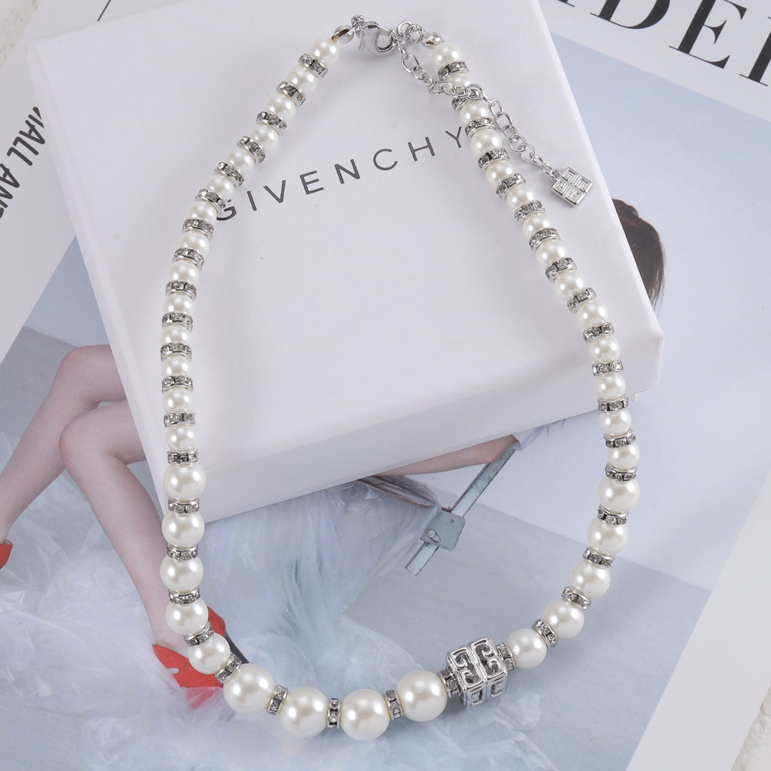 X1Z94GV1057X Popular  Necklaces