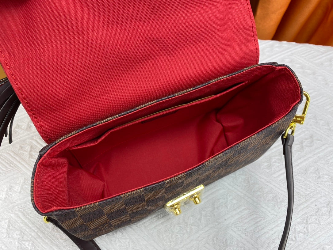 B1W15E2 Popular leather Bags