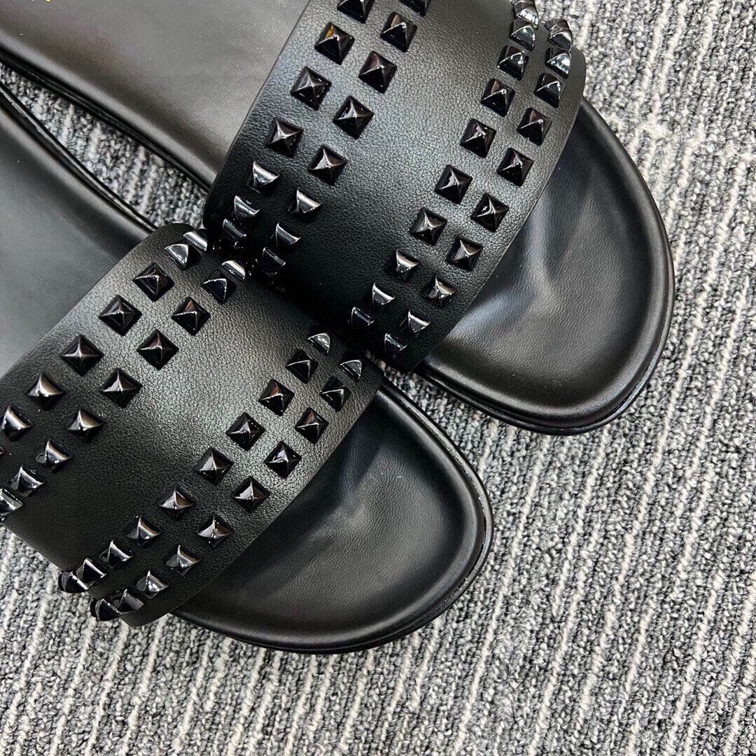 Z5ZA126 Popular slippers