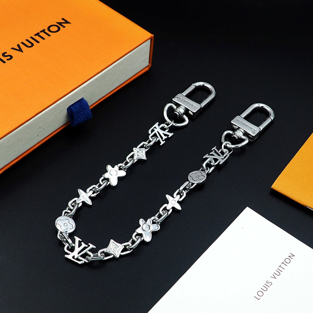A1R46E46 Popular bag 's charms accessories