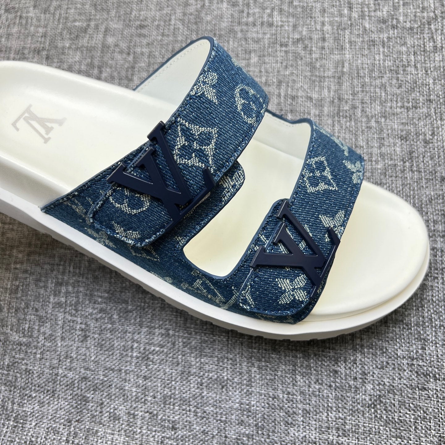 Z5R35E2 Popular Slippers shoes