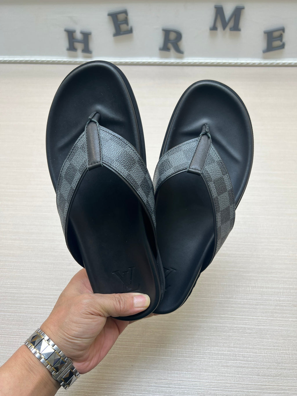 Z5ZE59 Popular slippers