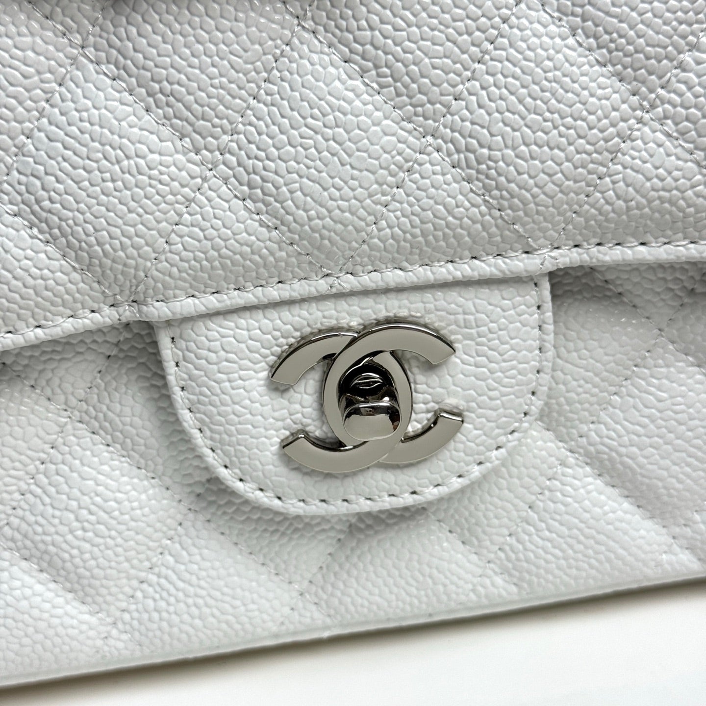 B1R76C13 Popular leather bag