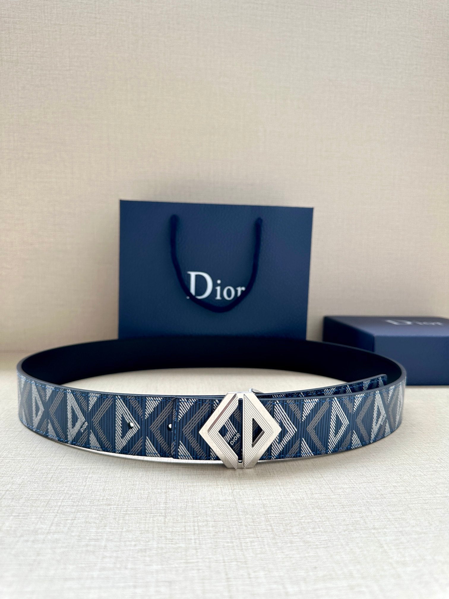 P1Q115D52 Popular High quality belt With full package