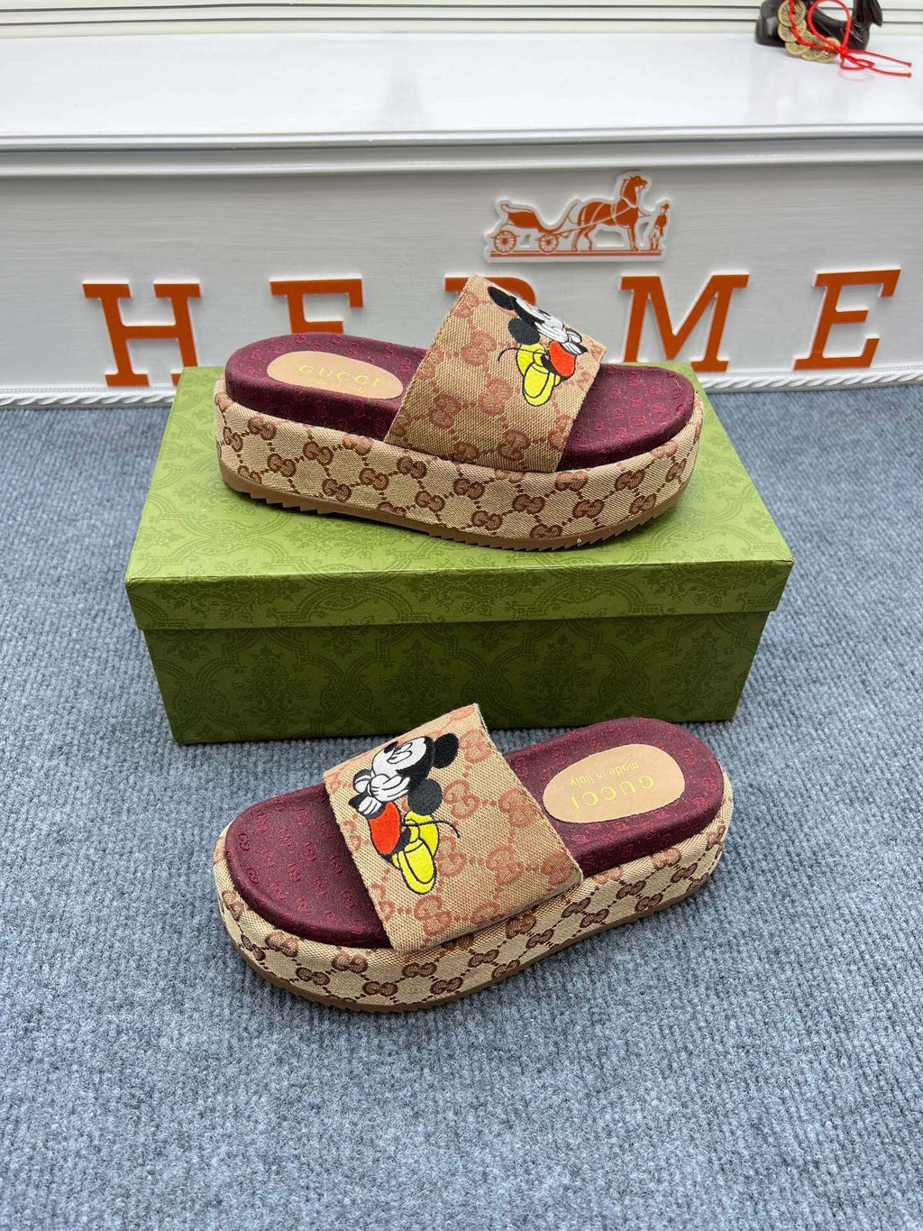 Z5ZB122 Popular slippers  Sole thickness 5.5cm
