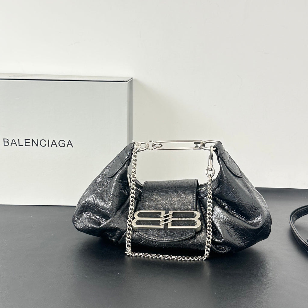 B1P36J120 Popular leather bag