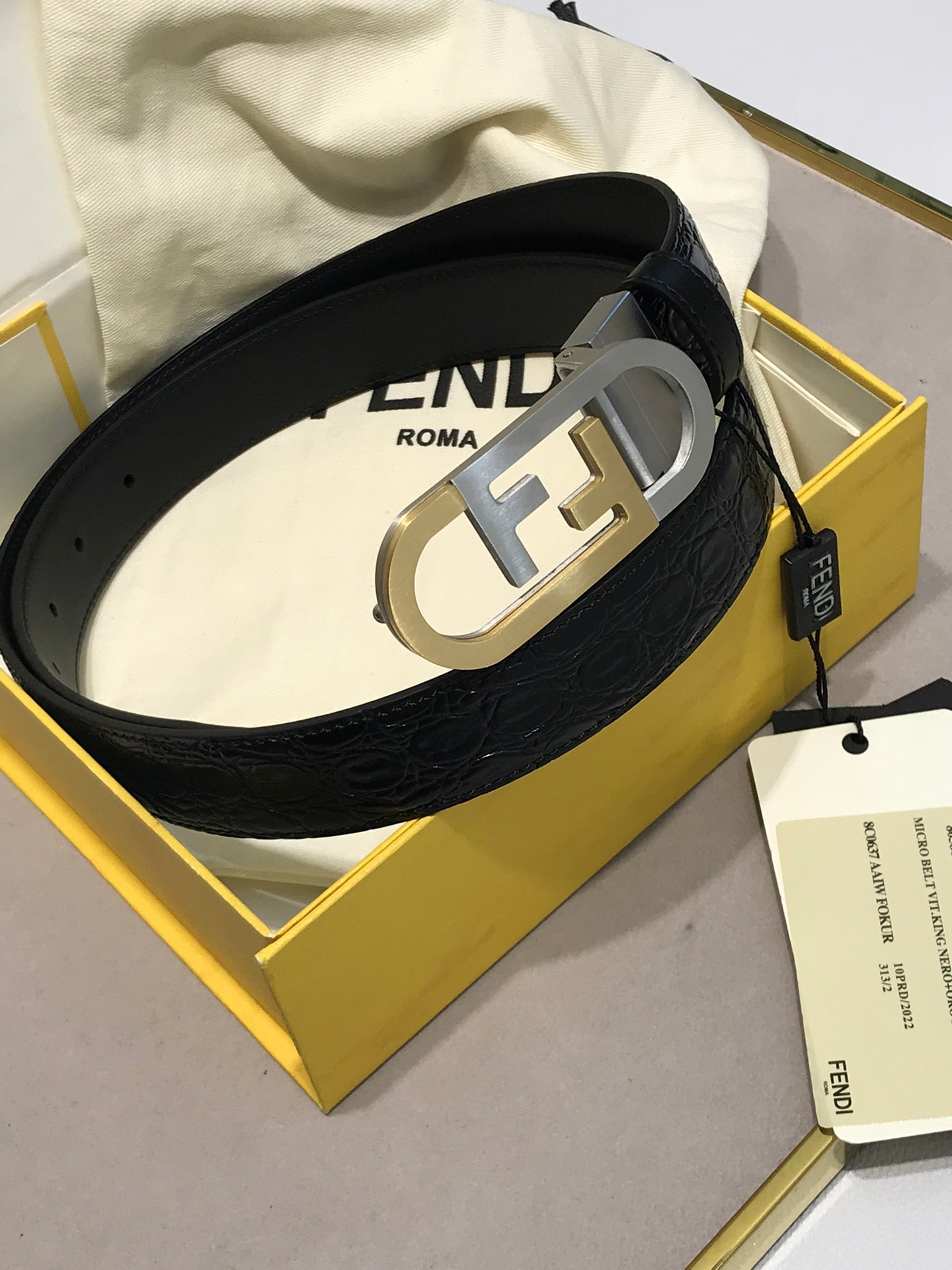 P1Q64F91 Popular  High quality belt With full package