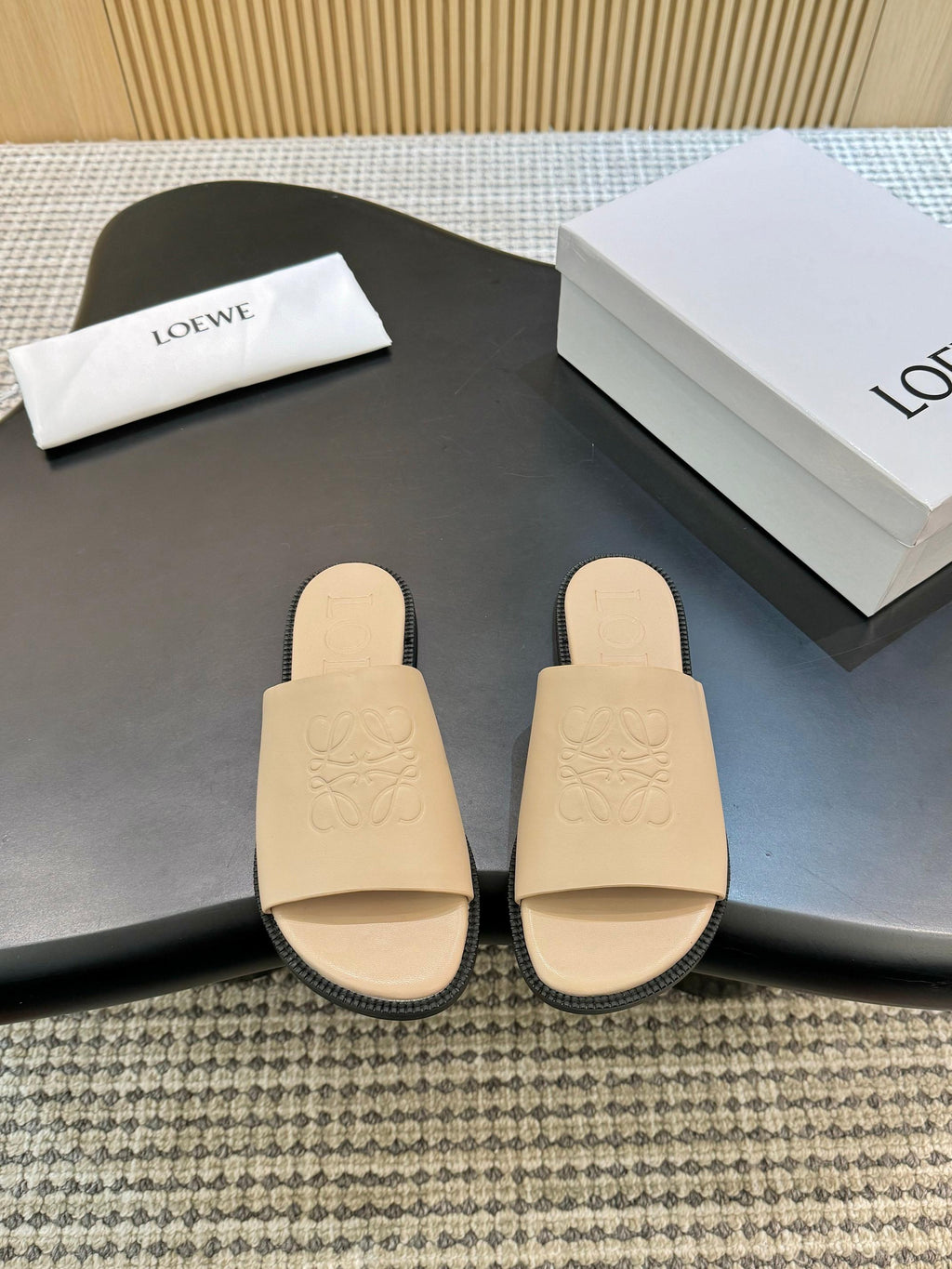 Z2R66A18 Popular high-quality leather shoes