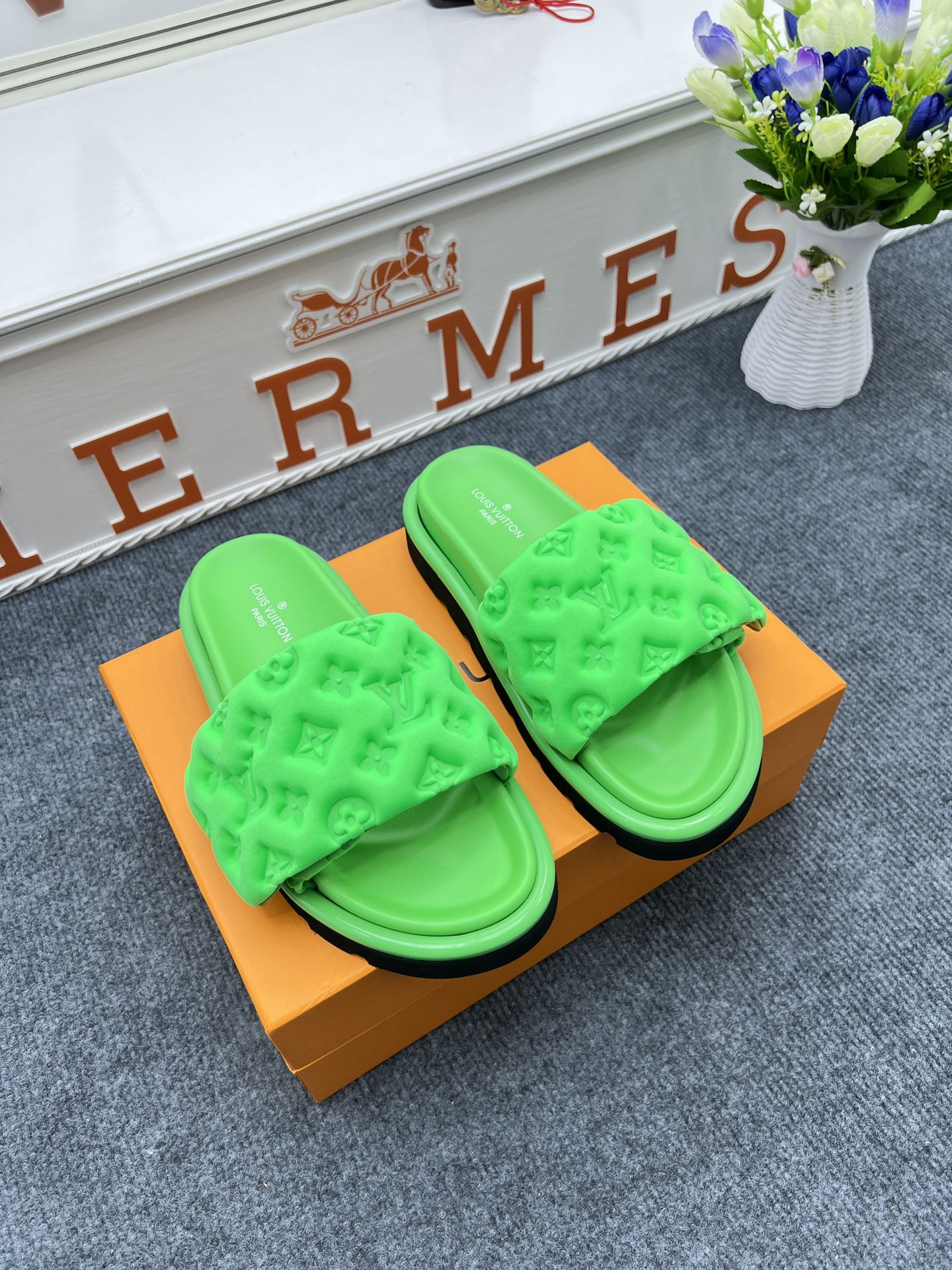 Z5YE115 Popular Slippers