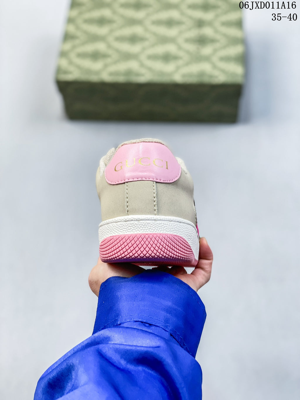 Z4YB60 Popular Sneakers