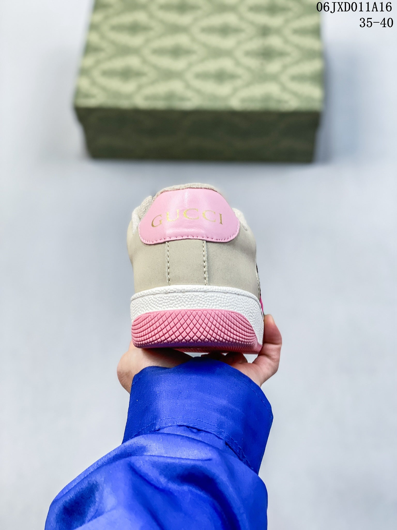 Z4YB60 Popular Sneakers