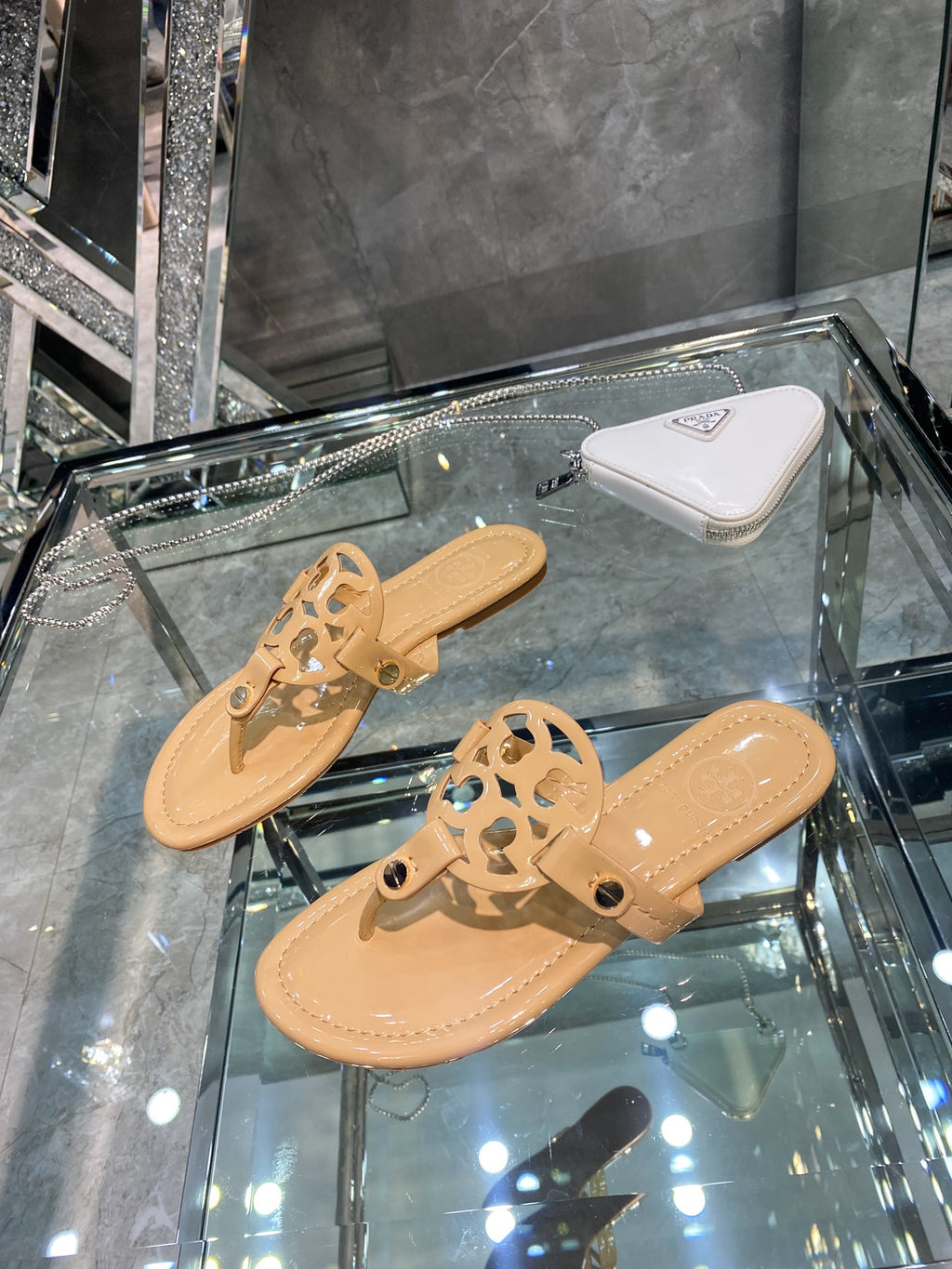 Z2Z85A1  Popular leather Shoes