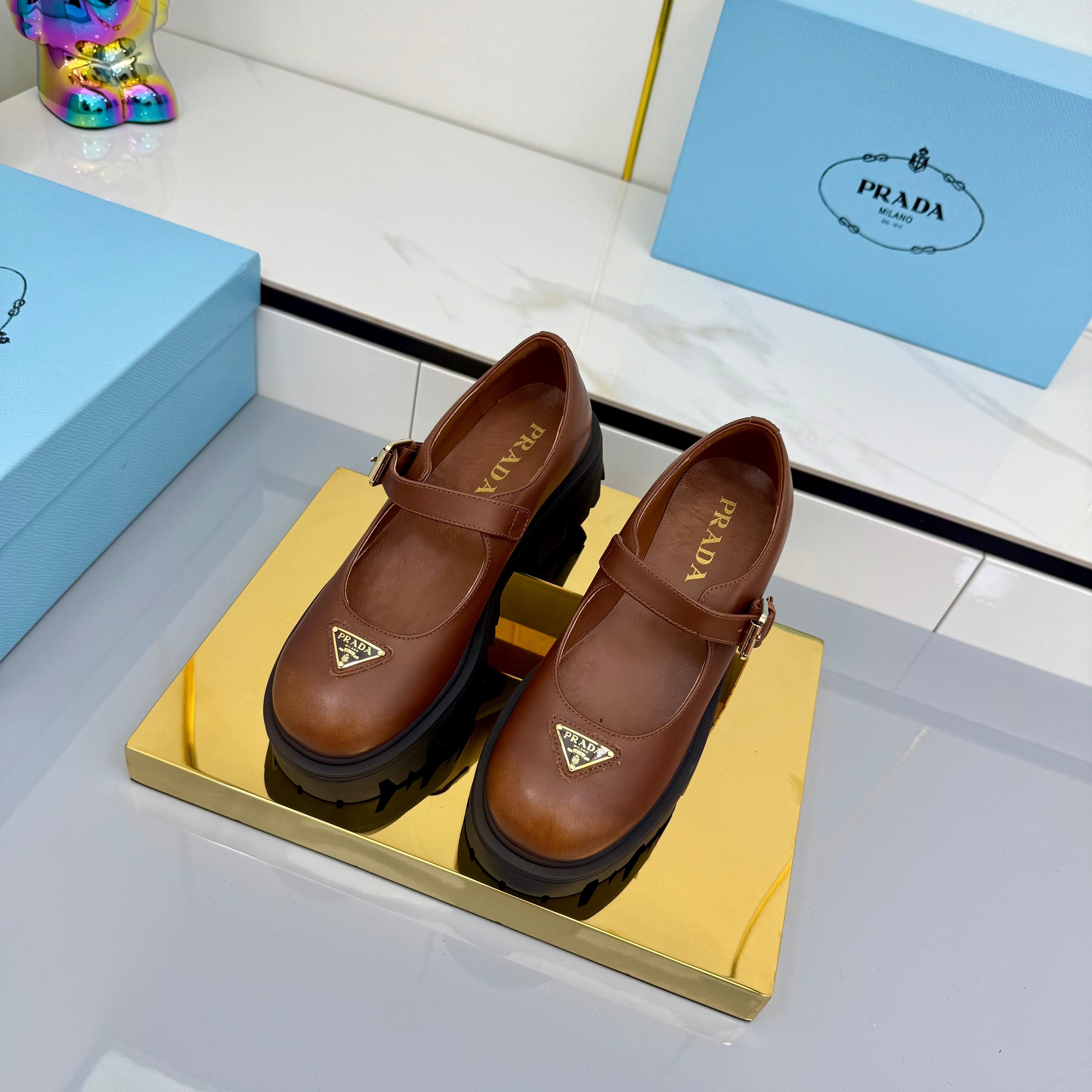 Z2Q105P308 Popular high-quality Shoes