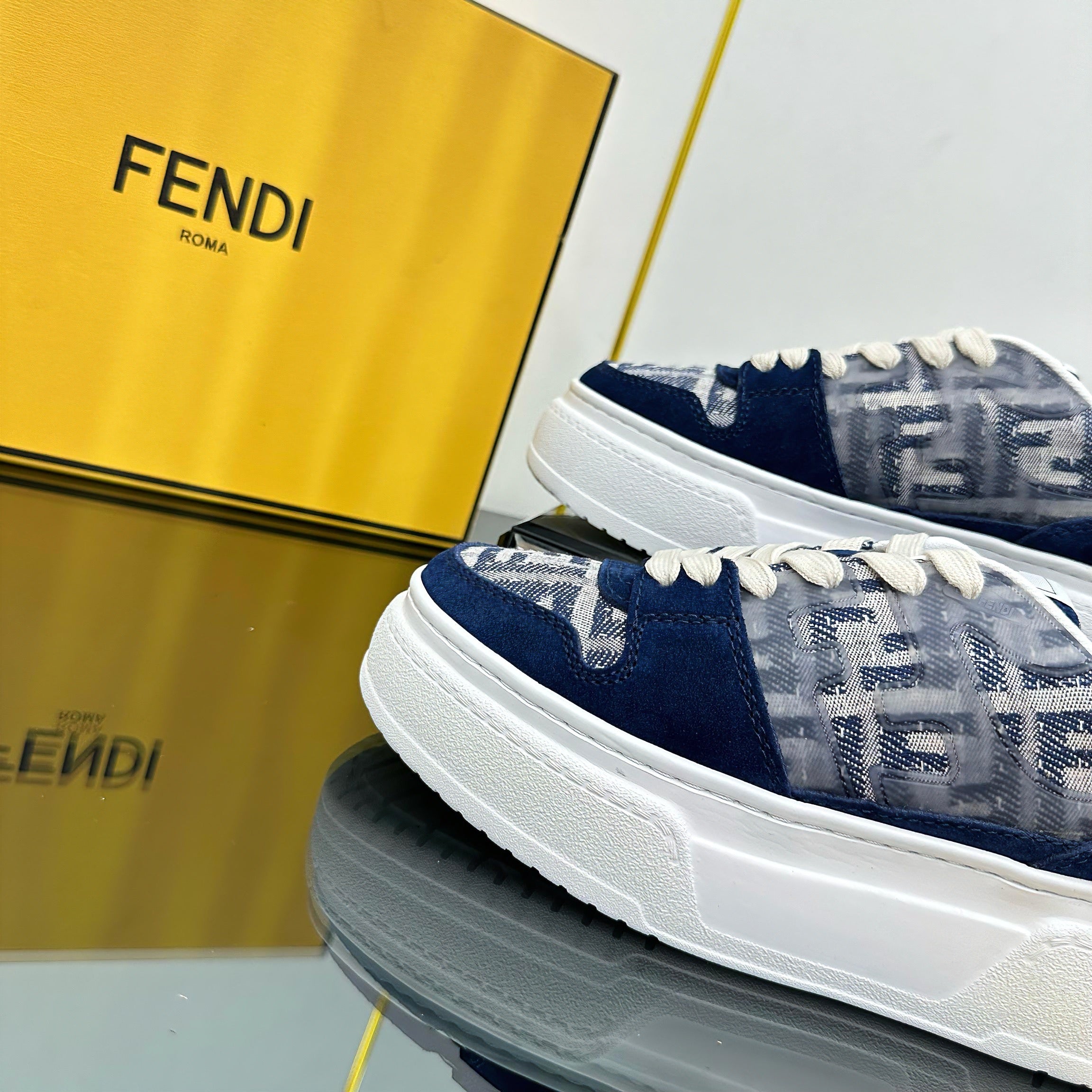 Z2Q105F418 Popular high-quality Shoes