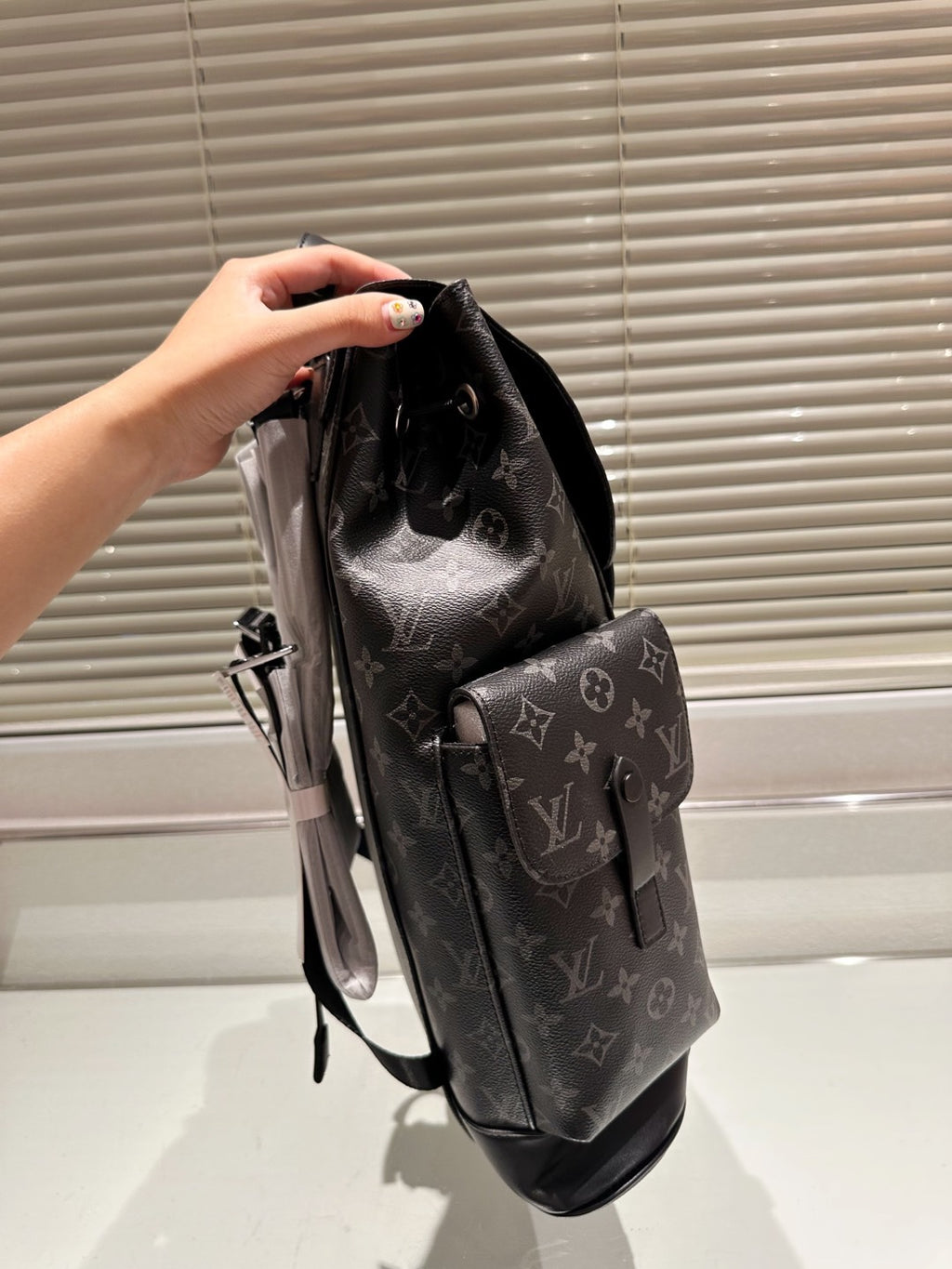 B6X83E57 Popular leather bag 