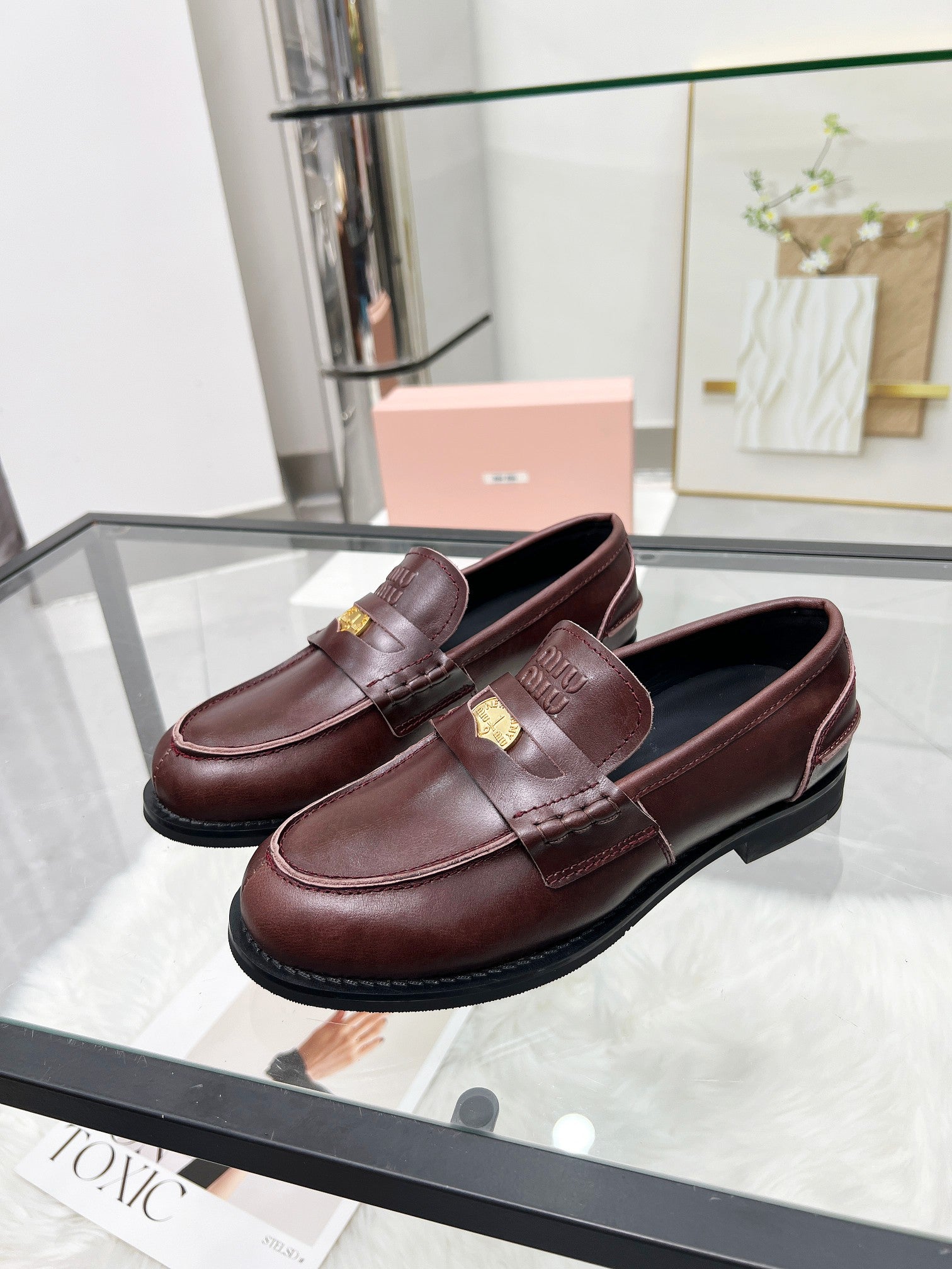 Z2P36A51 Popular high-quality leather Shoes