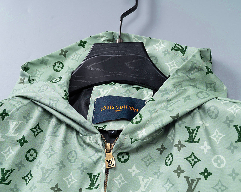 U1R86E24 Popular Coats