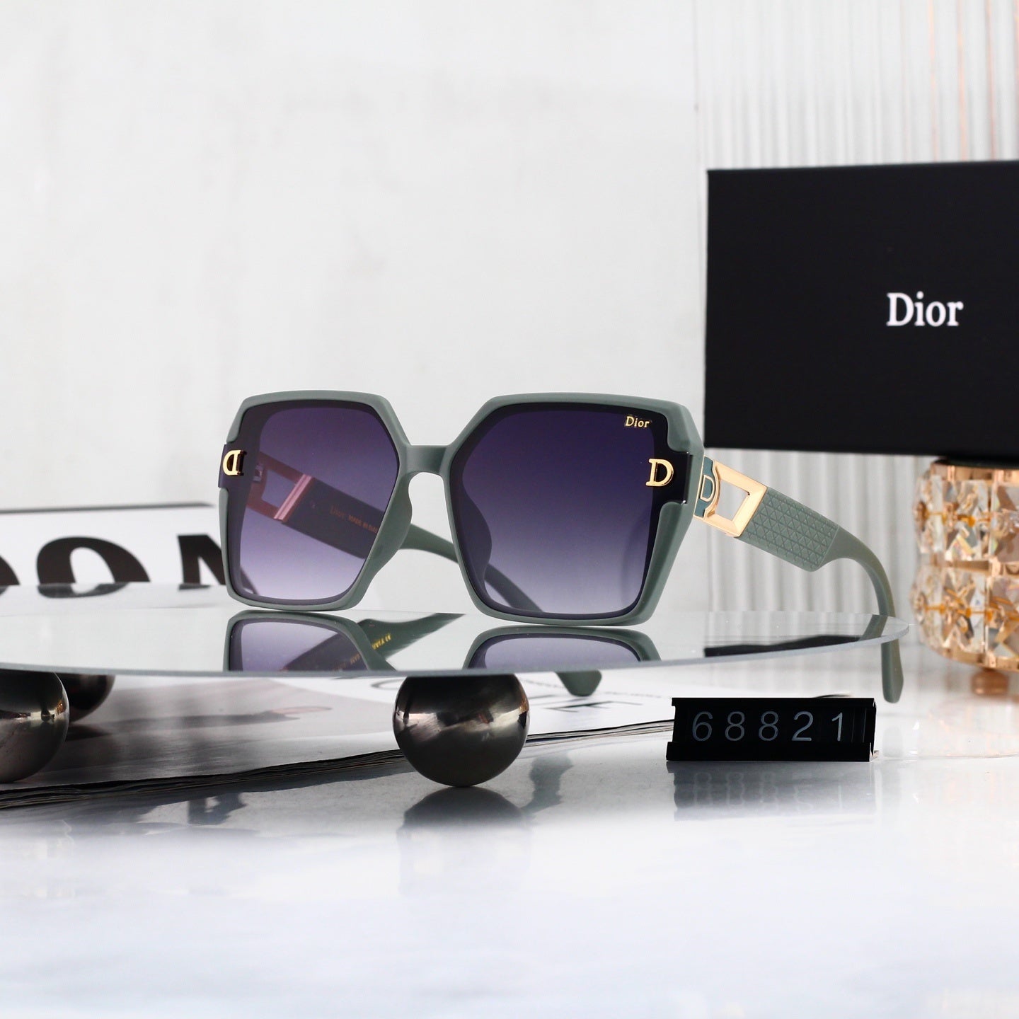 T1P56D68 Popular Sunglasses