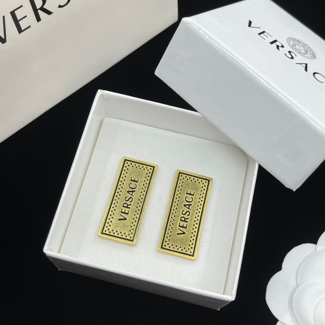 X1Z94V974E Popular Earrings