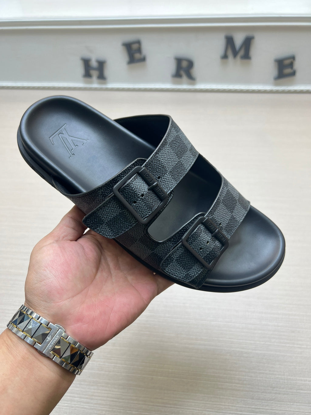 Z5ZE59 Popular slippers