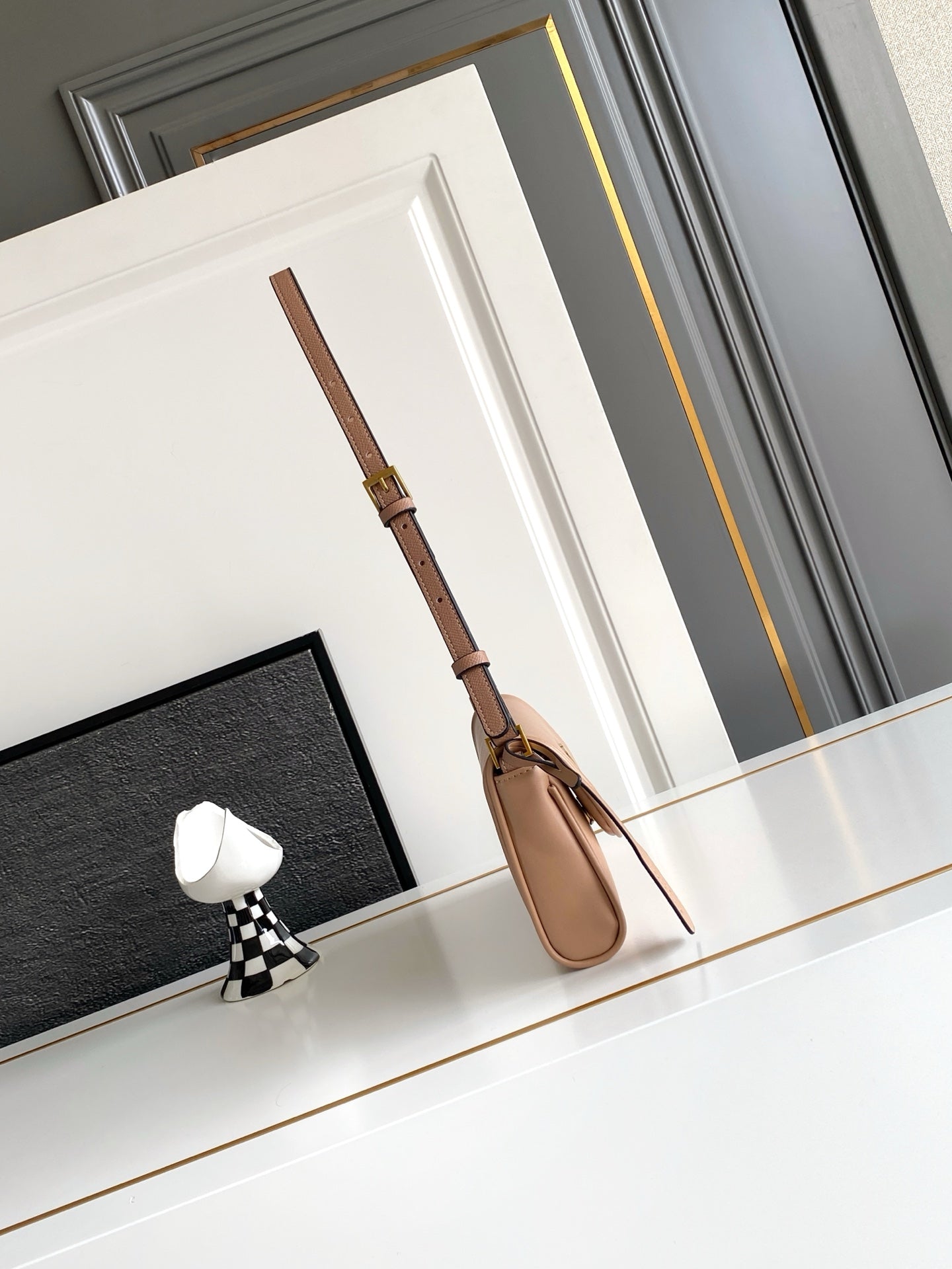 B1R76VL33 Popular leather bag