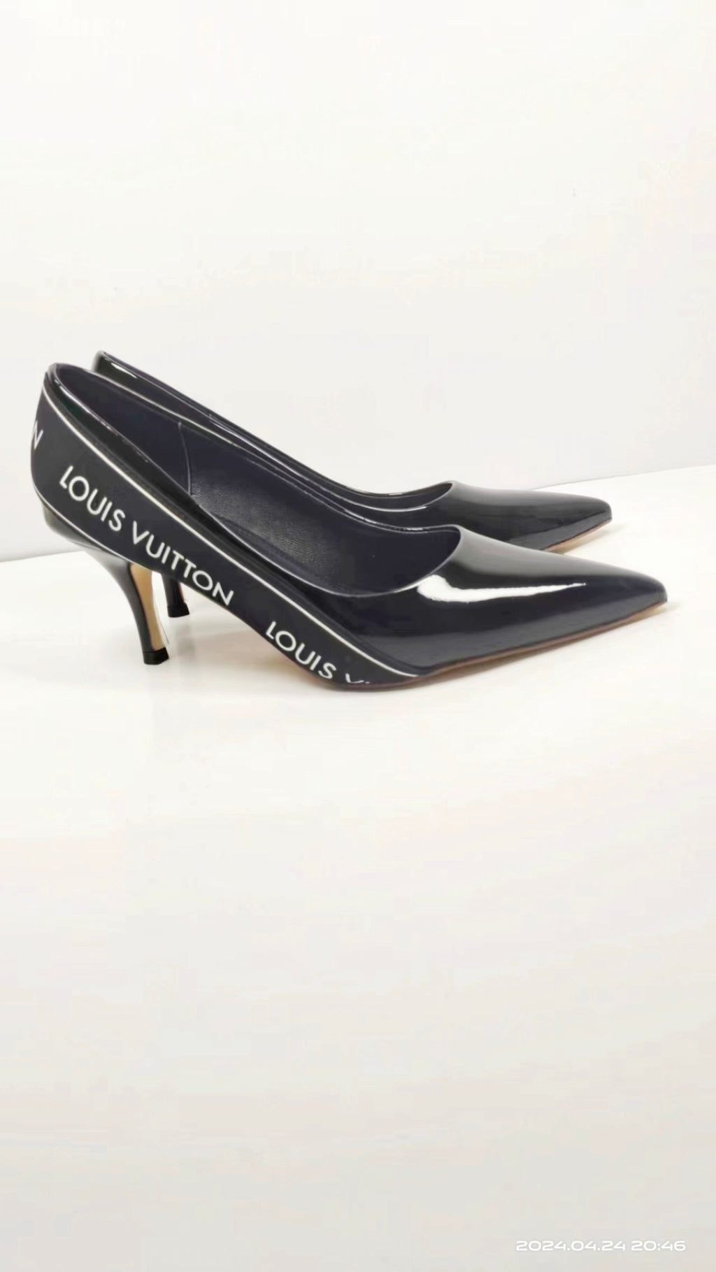 Z2R45E29  Popular leather  High heels