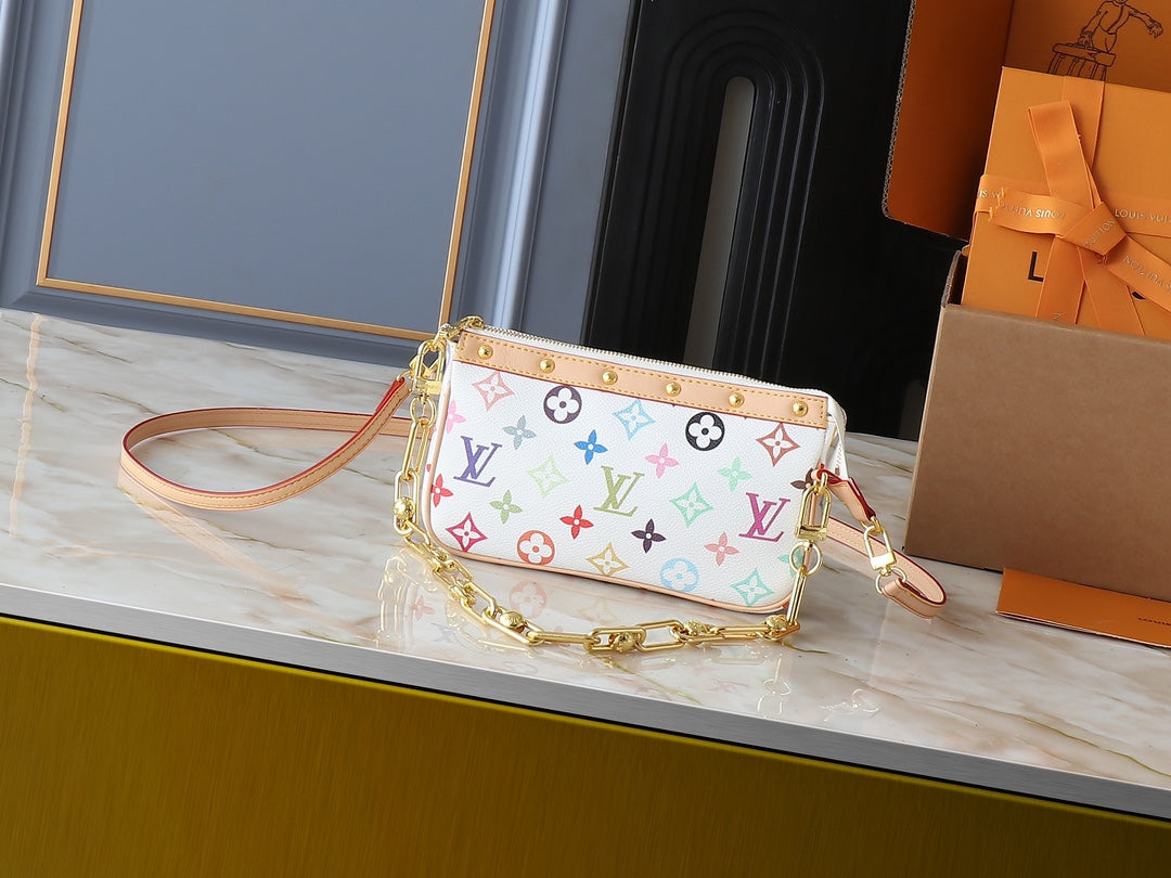 B1X45E12 Popular leather bag