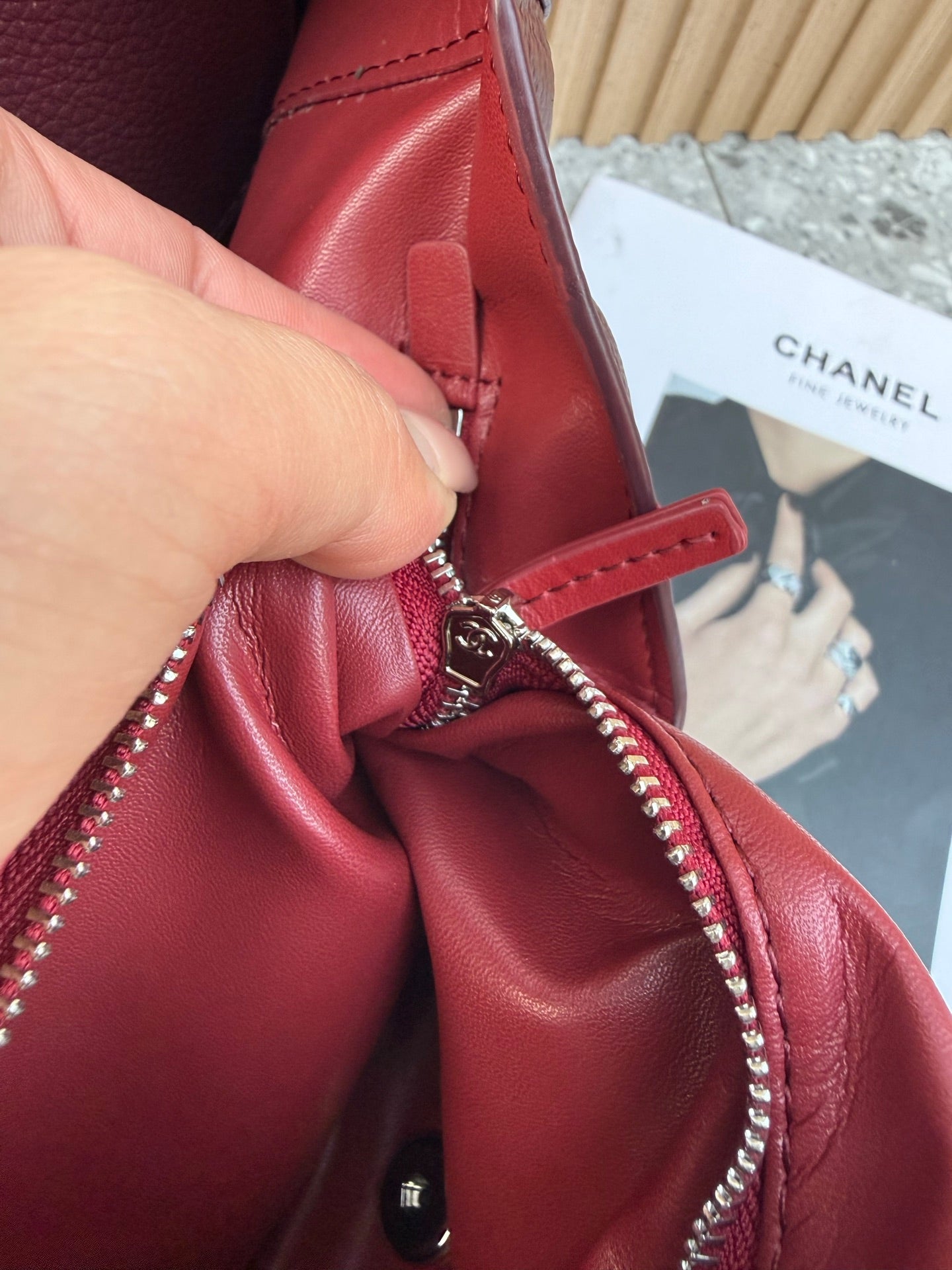 B1X76C9  Popular high-quality leather bag
