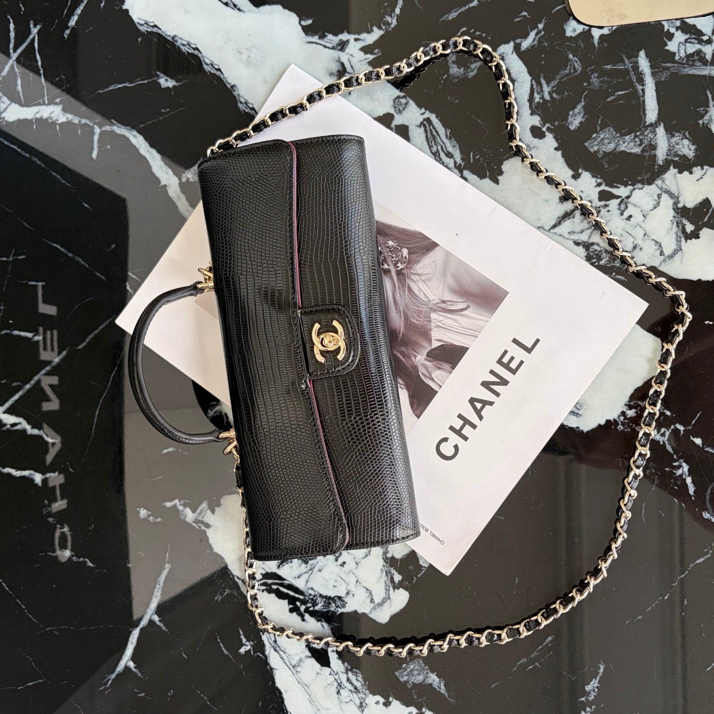 B1R76C30 Popular leather bag