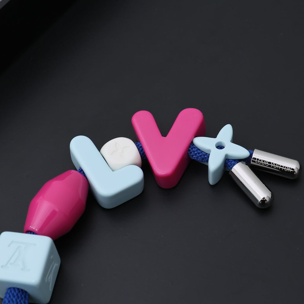 A1Q105E30 Popular bag 's charms accessories