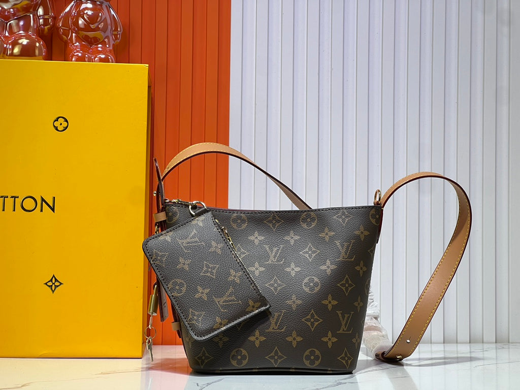B1W15E40 Popular  leather bag