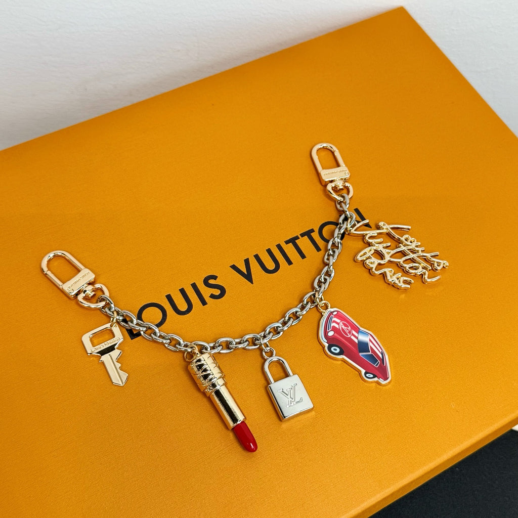 A1Q105E34 Popular bag 's charms accessories