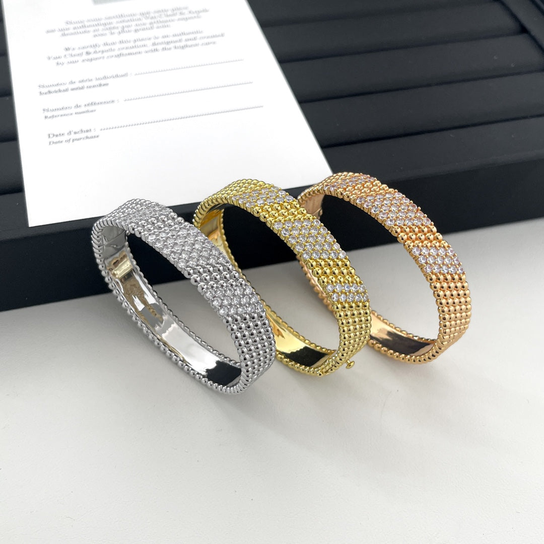 X5Q85VC78K  Popular Bracelets