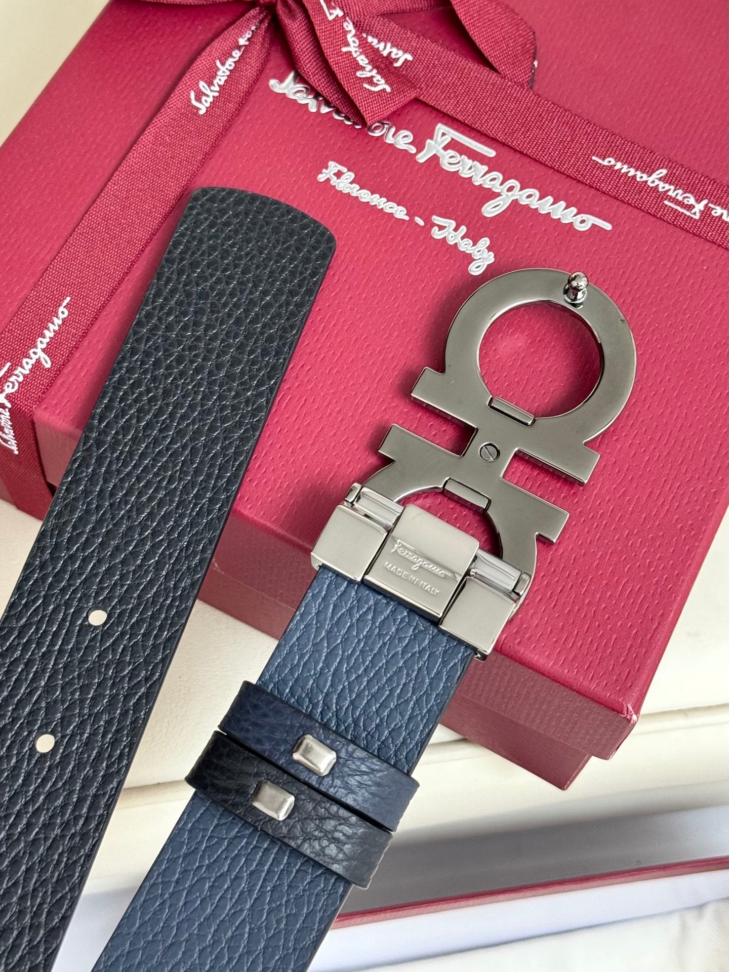 P1Q115A12 Popular High quality belt With full package