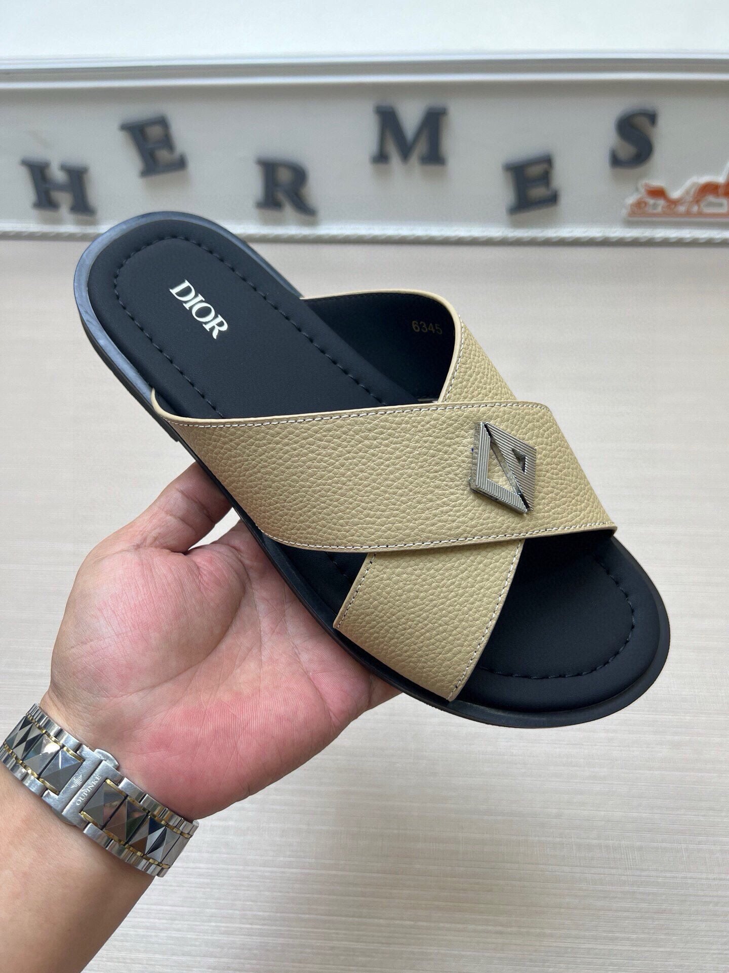 Z5Z35D307 Popular Slippers