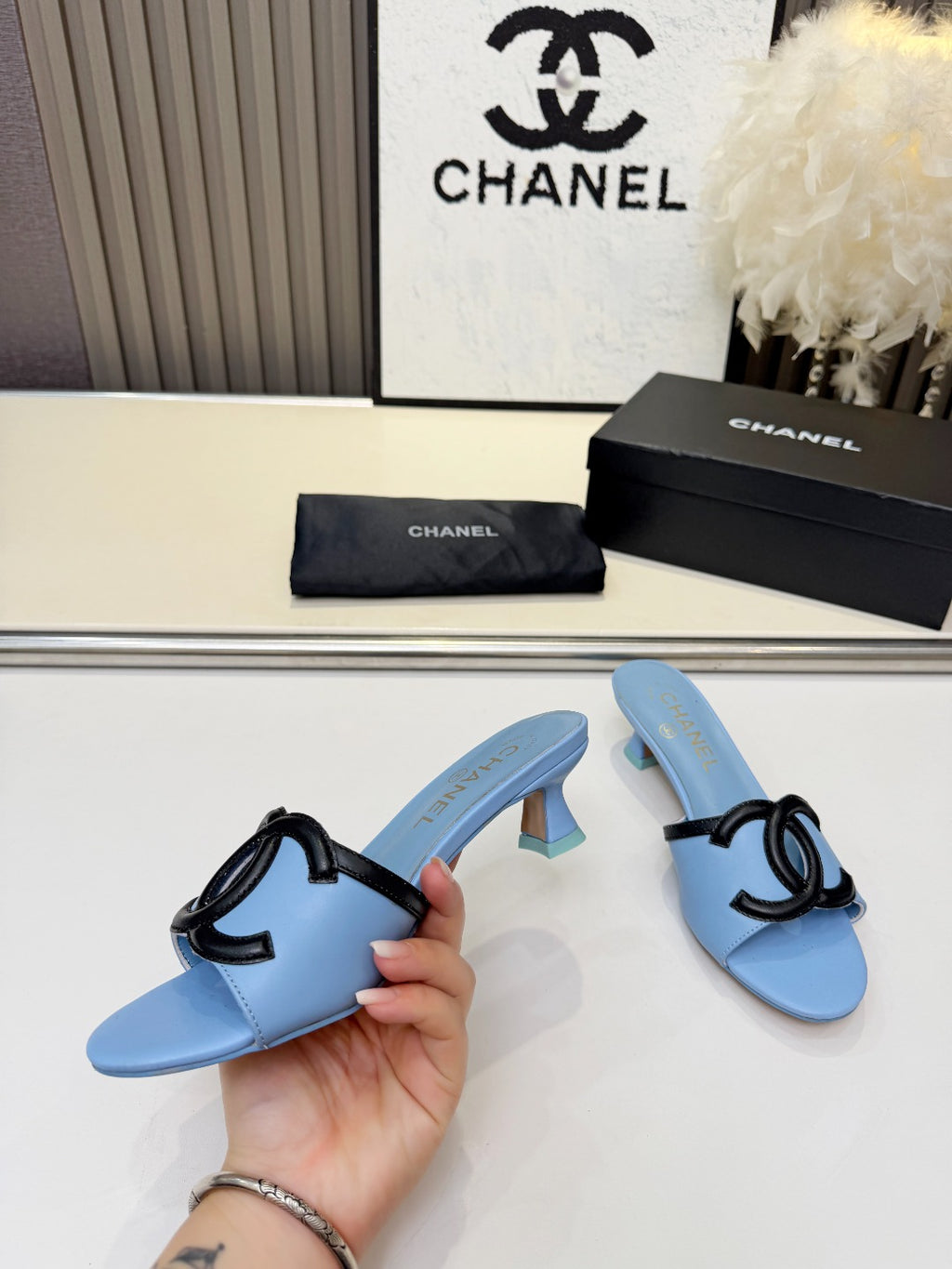 ZPX76C5  Popular high-quality leather slippers