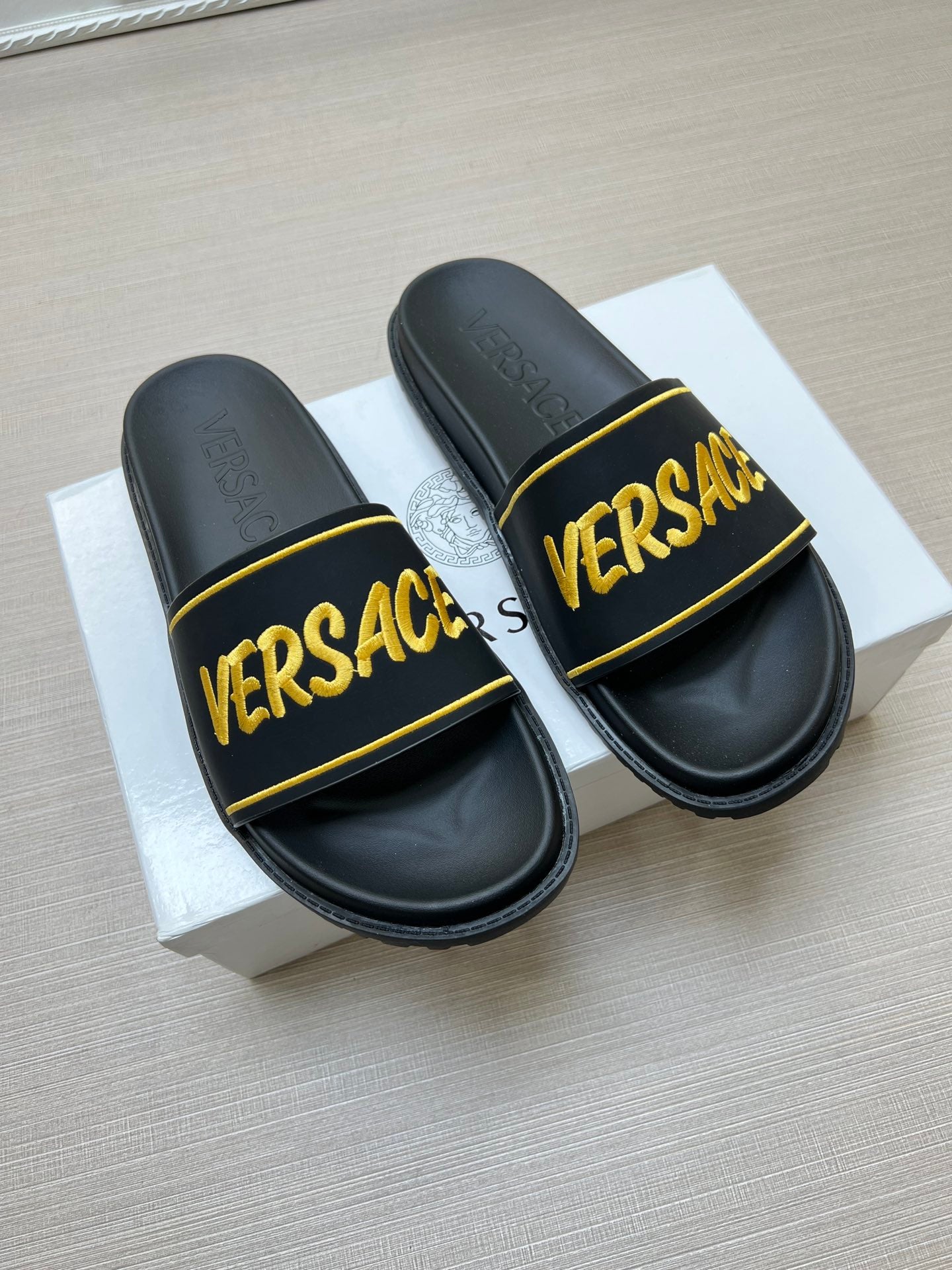 Z5ZV54 Popular slippers