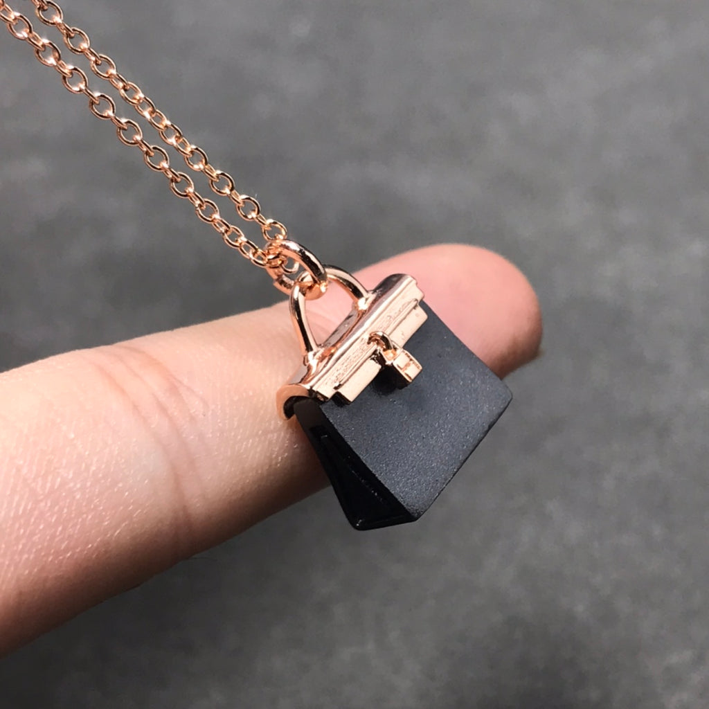 X1Q85H317X Popular Necklaces