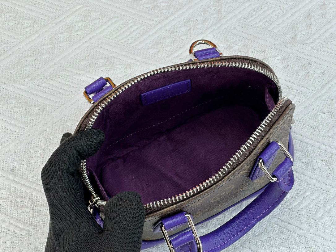 B1X55E19 Popular leather bag