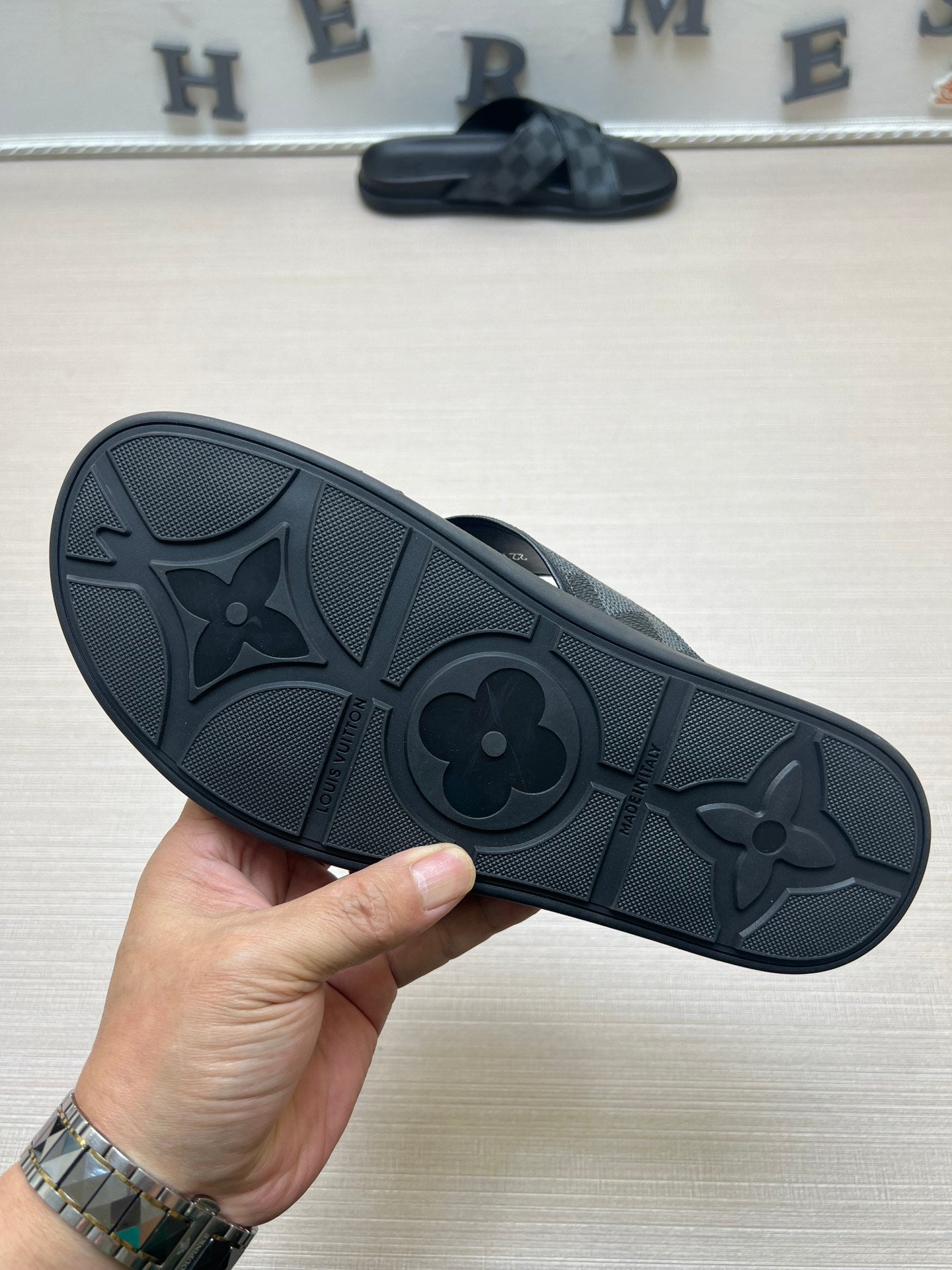 Z5ZE59 Popular slippers