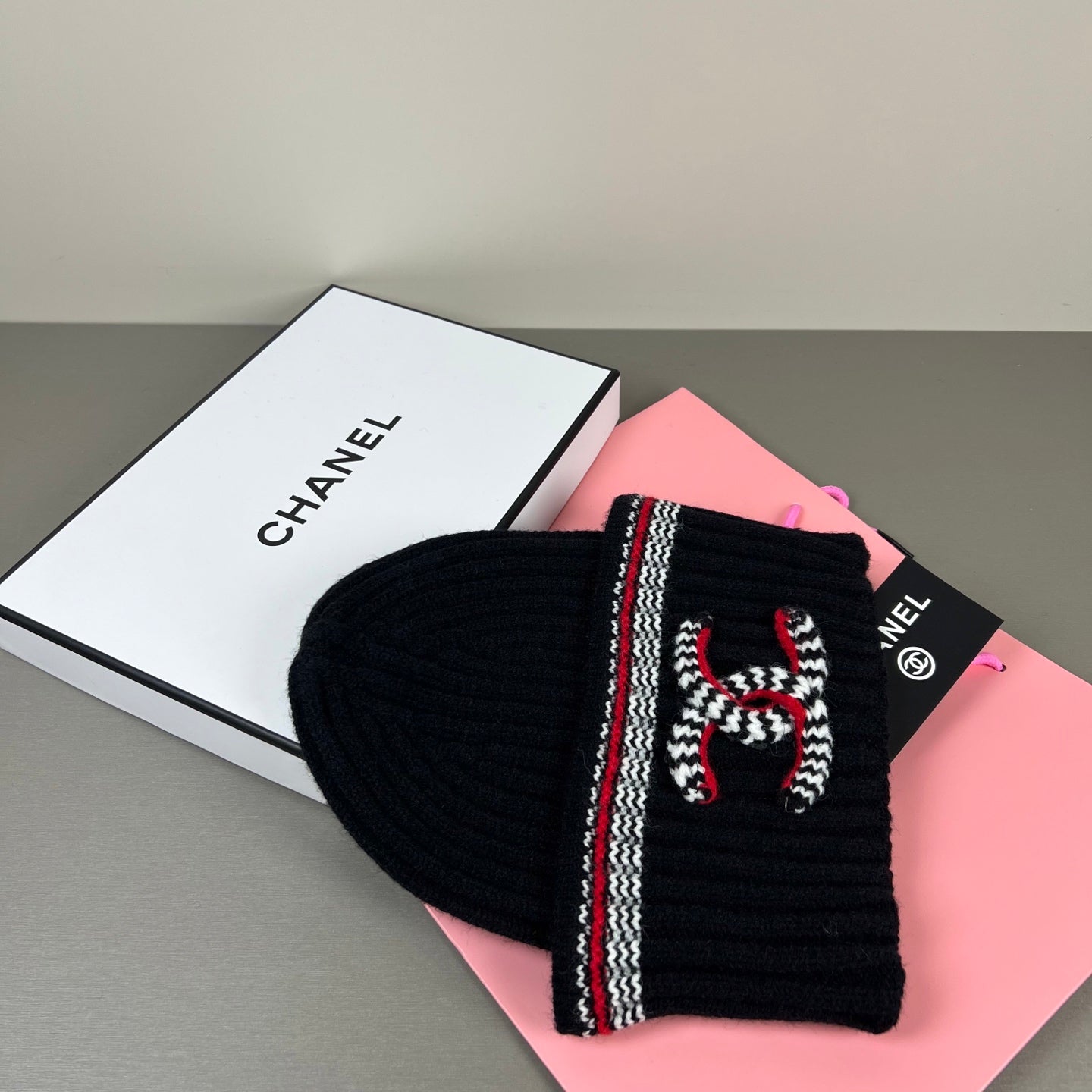 M1R86C2 Popular hats