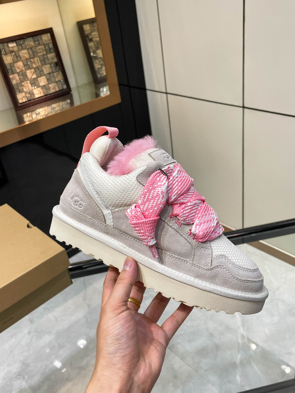 Z2Q105U262 Popular high-quality Shoes