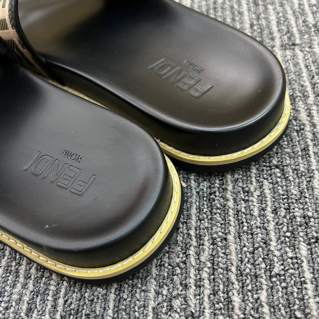 Z5XF105 Popular Slippers