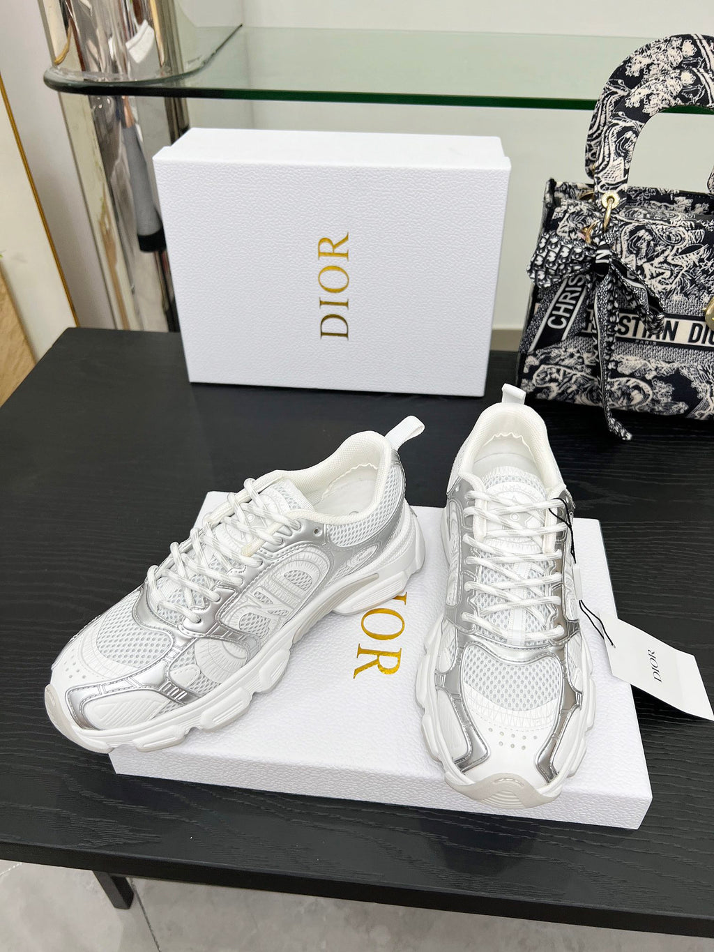 Z2Q105D312 Popular high-quality Shoes