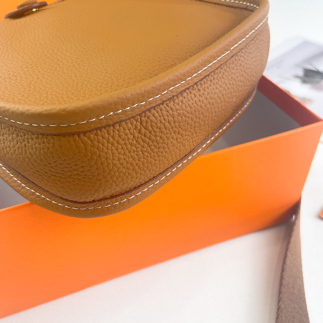 B1N46H5 Popular leather bag