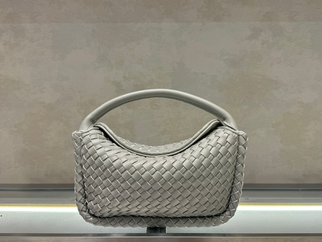 B1X104A83 Popular  leather bag
