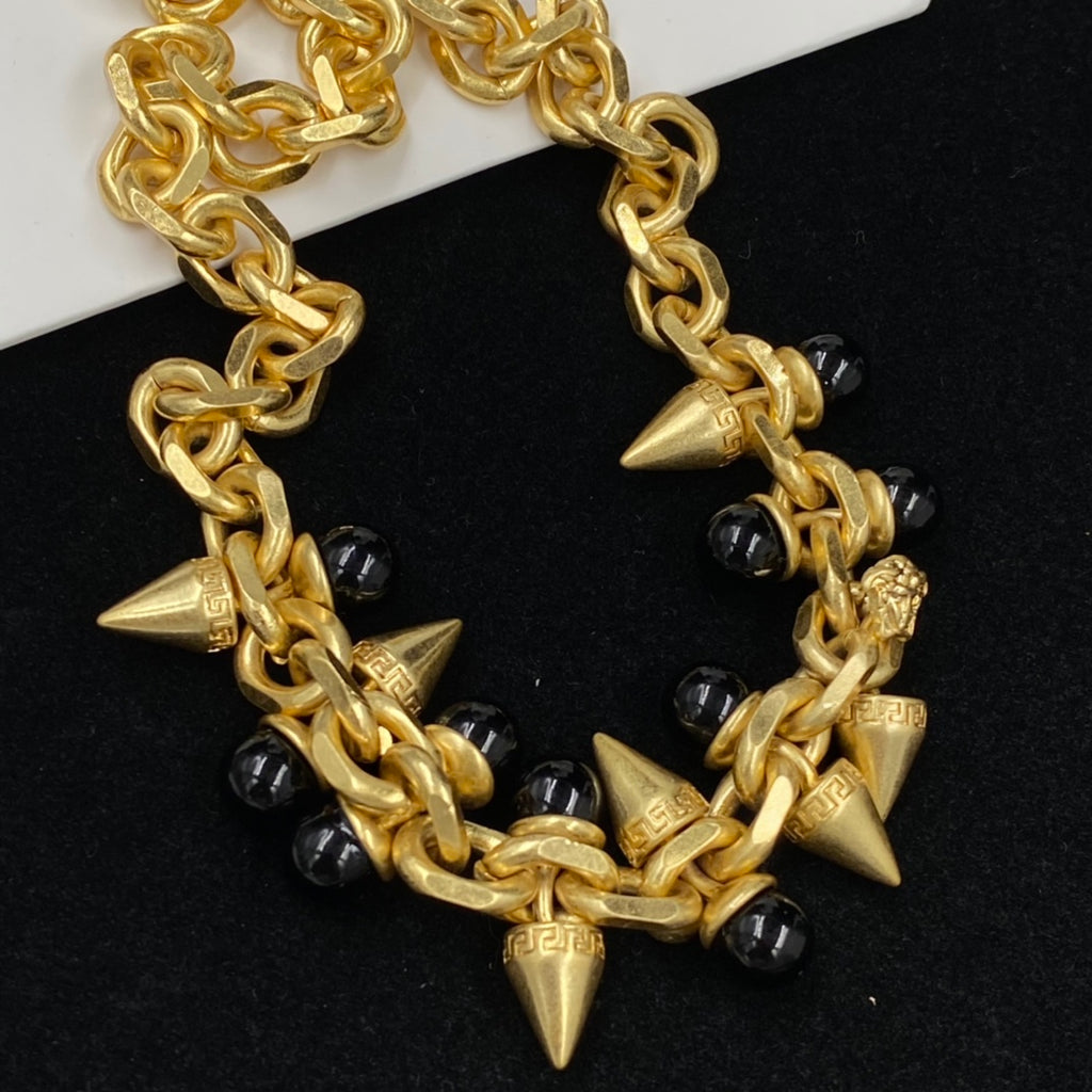 X1Q85V371X Popular Necklaces. Bracelets